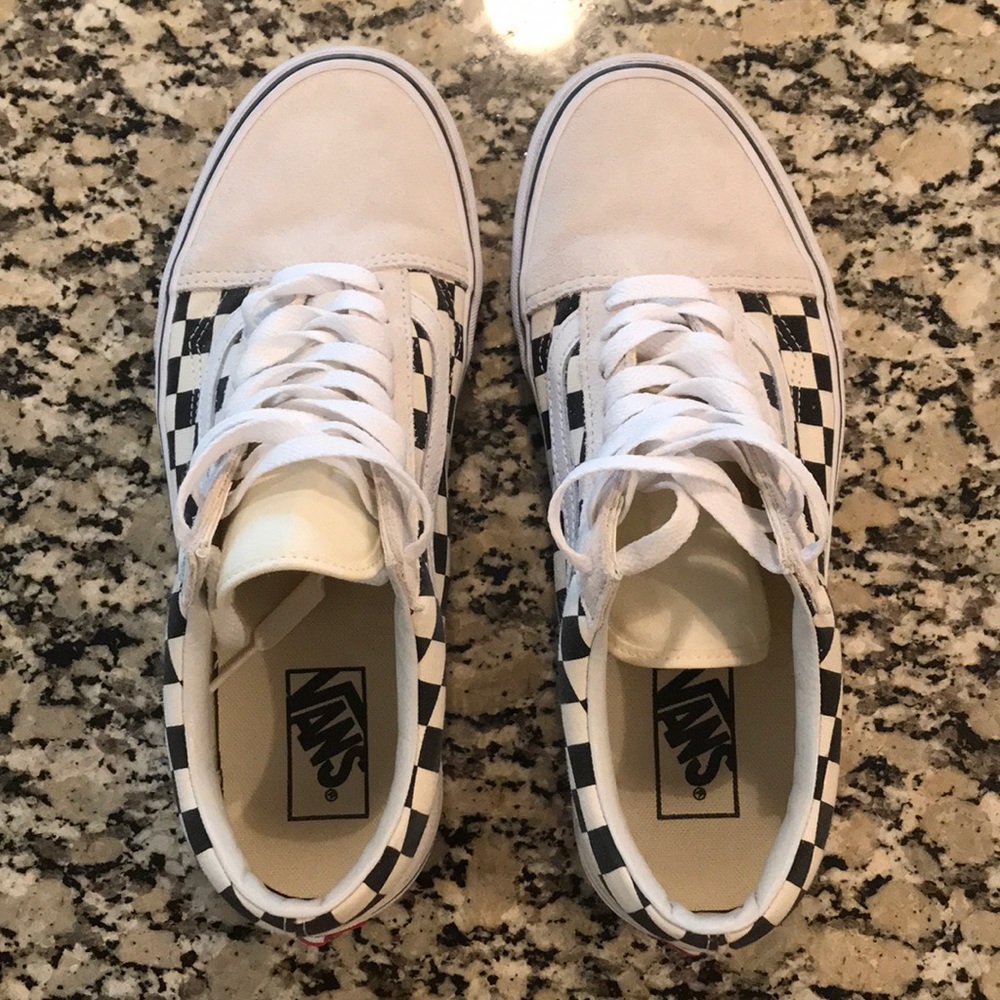 Vans Checkered Shoes *WORN ONCE